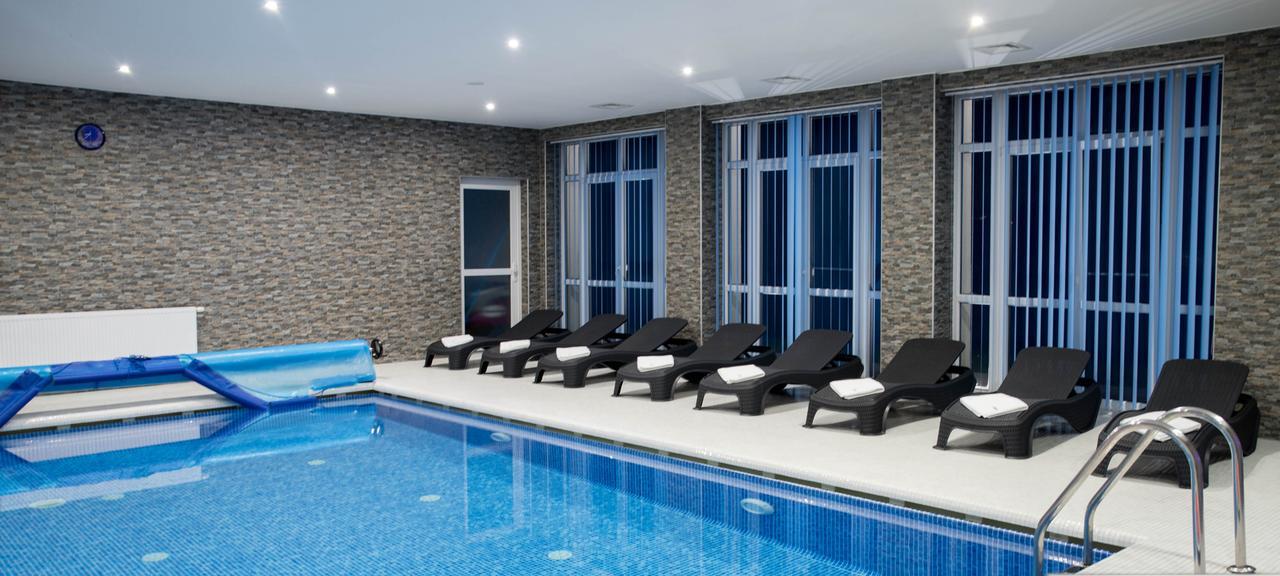 Rezidence Holsin Hotell Holsiny Exteriör bild